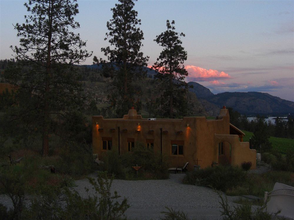 Bighorn Ridge Guesthouse Okanagan Falls Exterior foto