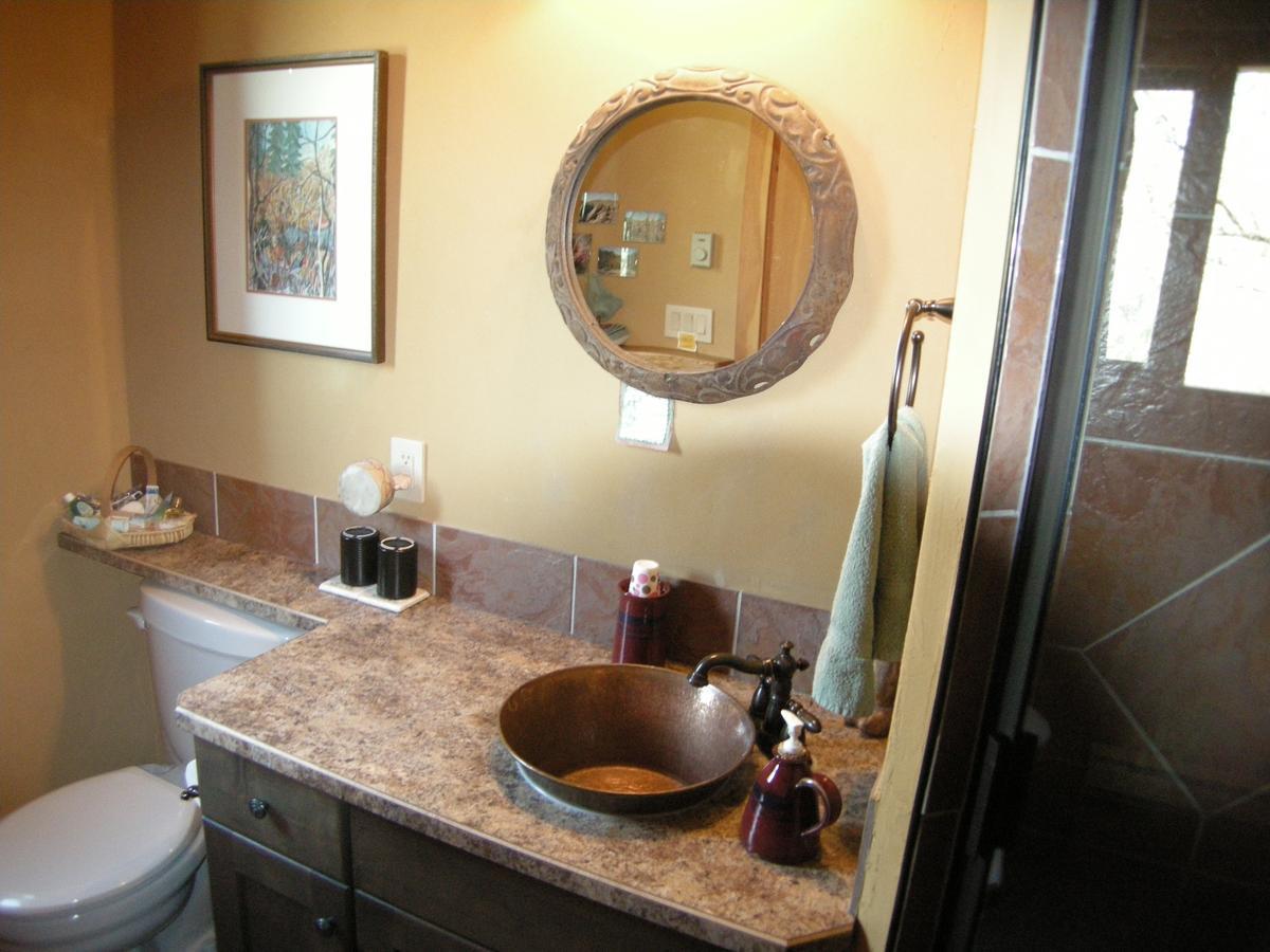 Bighorn Ridge Guesthouse Okanagan Falls Exterior foto